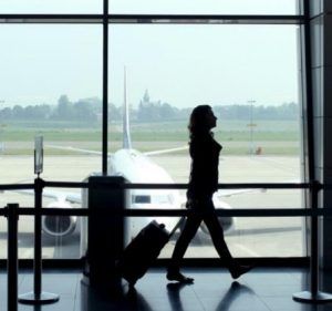 Titulados en el extranjero pueden ser docentes sin convalidación de títulos