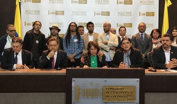 Presión de universidades públicas logra respaldo de Comisión Tercera del Senado