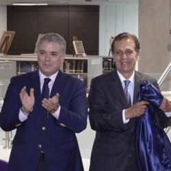 Tras una inversión de 30 mil millones Univ. EIA inaugura biblioteca y teatro