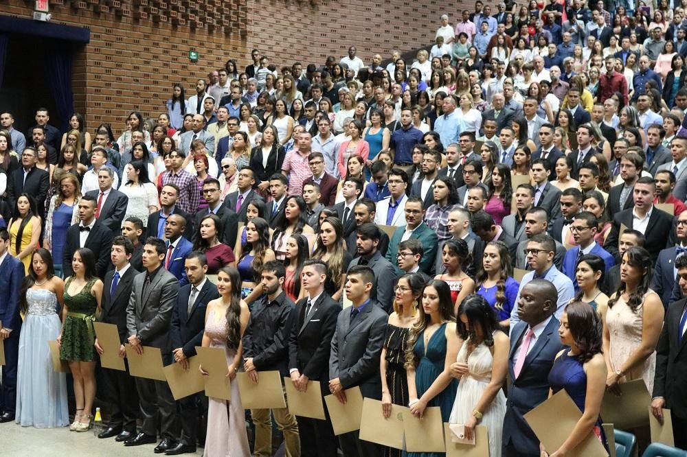 Egresados U. de Antioquia tendrán gratis y en tiempo real sus actas de grado y diplomas