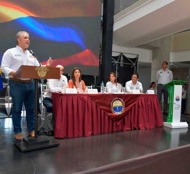 “En educación no se pueden seguir preceptos de ideologización”, presidente Duque