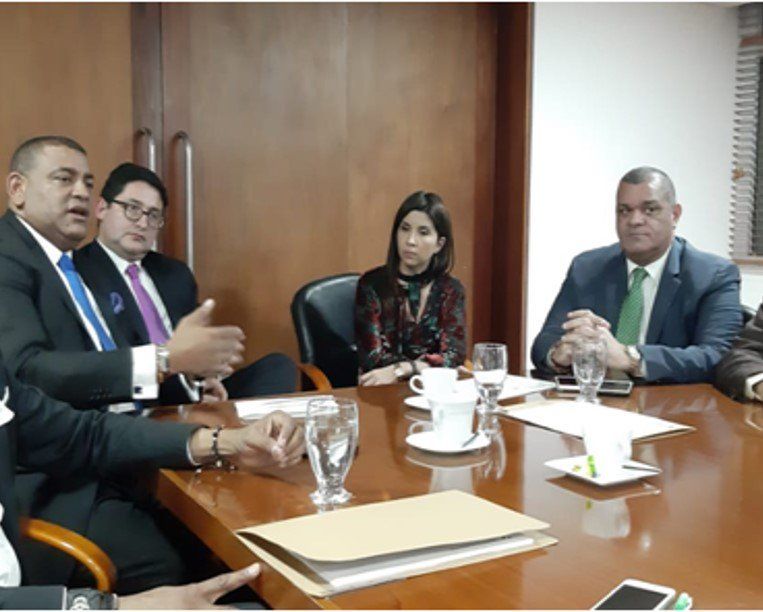 Por insuficientes transferencias departamentales, Uniguajira está en cese indefinido de clases