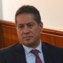 En vez de Rector, El Poli nombra Director General