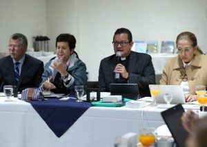 Con expertos internacionales, Uniminuto analiza nuevos paradigmas de su gestión educativa
