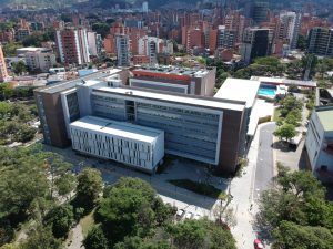 UPB inaugura 28 mil metros cuadrados de edificios, por 120 mil millones de pesos