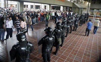 … Y el Esmad entró al campus de la U. de Antioquia