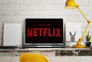 ¿Y si el futuro de la educación estuviera en Netflix?