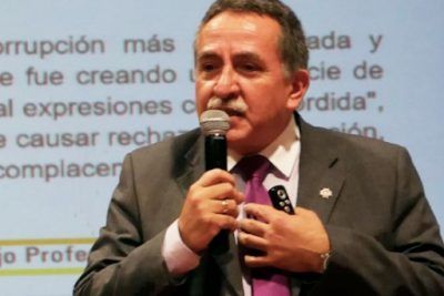 ¿Eliminar tarjeta profesional promueve actuaciones ilegales y contra la ética?