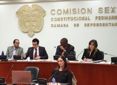 A segundo debate el “mico” que busca elevar a nivel de Universidad a otras IES
