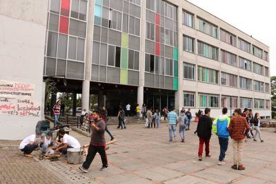 Conflicto interno obliga a U. de Caldas a terminar este semestre el próximo año