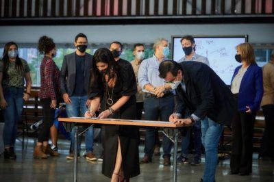 Gobierno compromete a 9 IES públicas paisas para la matrícula cero en el siguiente año y medio