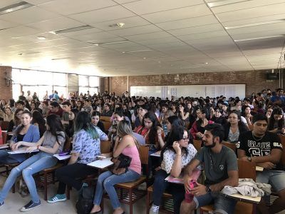 En Colombia la matrícula se concentra en menos del 10 % de IES