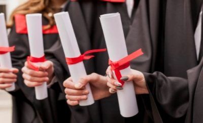 Sumar microcredenciales no asegura una formación profesional