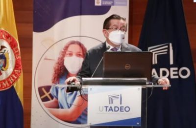 “No hay justificación para que universitarios no estén acudiendo a clase”, Minsalud