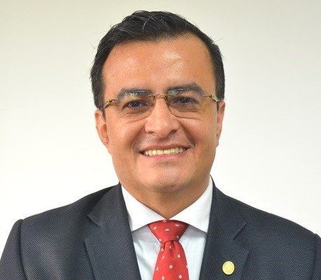 Jasson de la Rosa, re-elegido en la IU Digital de Antioquia