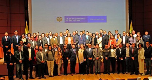 Resultados finales, IES por IES, de convocatoria 894 Minciencias, de grupos de investigación