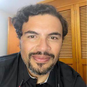 Enseñanza versus investigación: Oscar G. Hernández