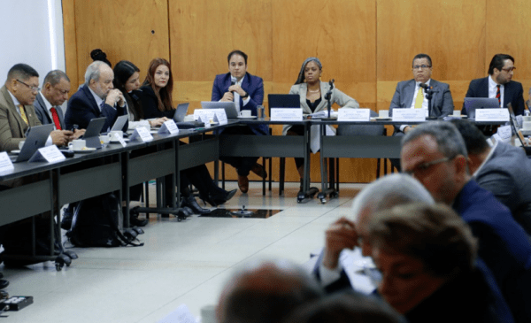 Las estrategias que propone el SUE para que el Gobierno eleve la cobertura, como prometió