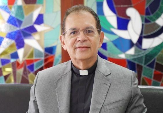Padre William Correa, nuevo rector de la Fund. Univ. Católica Lumen Gentium
