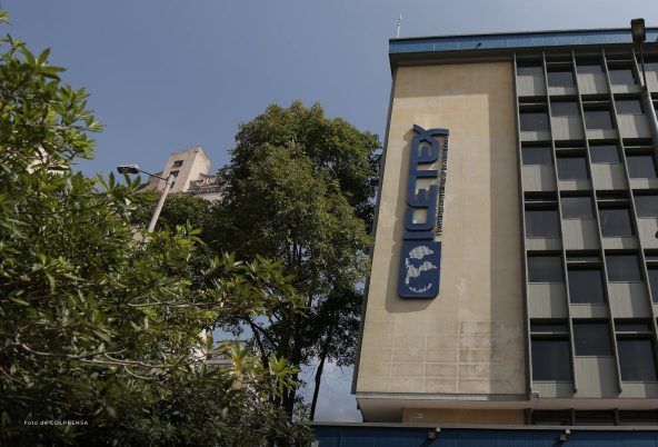 Icetex no logra financiarse, beneficiarios pagarían más intereses e IES sufren por spread que deben pagar