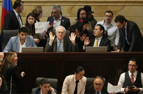 Más de 60 billones se destinarían del Presupuesto General de la Nación 2024 al sector educativo