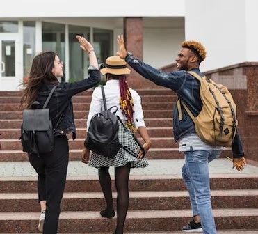 De cada 10 colombianos de 17 años o más, solo tres han pisado una institución de educación superior