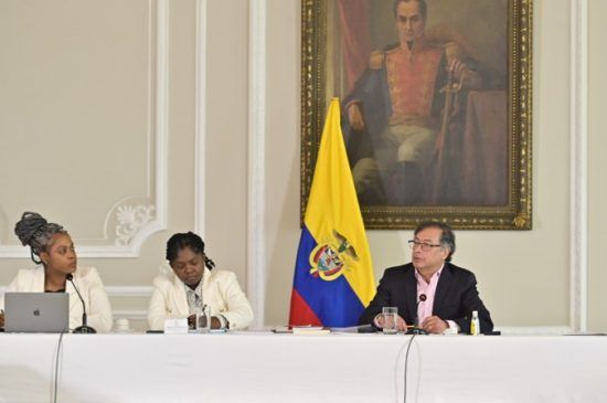 Cogobierno, más bienestar y volver a las residencias universitarias irían en reforma del gobierno a Ley 30