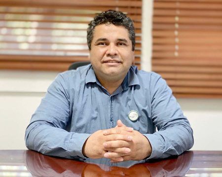 Oriol Jiménez Silva continuará como rector de la universidad pública Unitrópico por cuatro años más