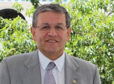 Por si vuelve y juega la ley estatutaria de educación: Yezid Orlando Pérez Alemán
