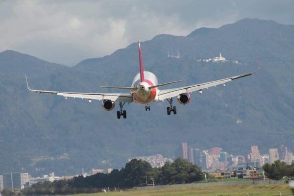 $7.213 millones de pesos destina Mineducación en pasajes aéreos para sus viajes en 2024