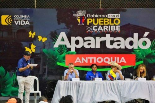 Y el gobierno promete, y promete y promete nuevos programas y sedes universitarias…