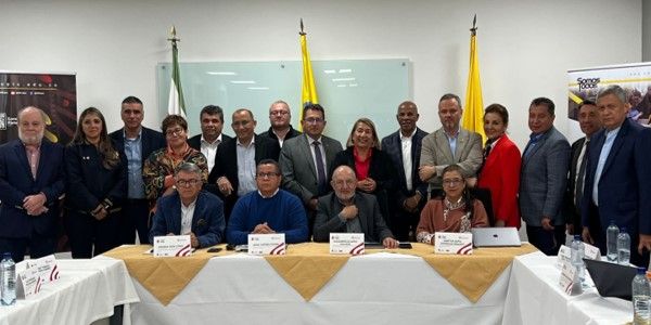 El SUE se replegó al gobierno, puso en duda la unidad de ASCUN y abandonó a la UNAL