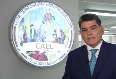 Confusión por ley que da status de IES a un centro que no es IES