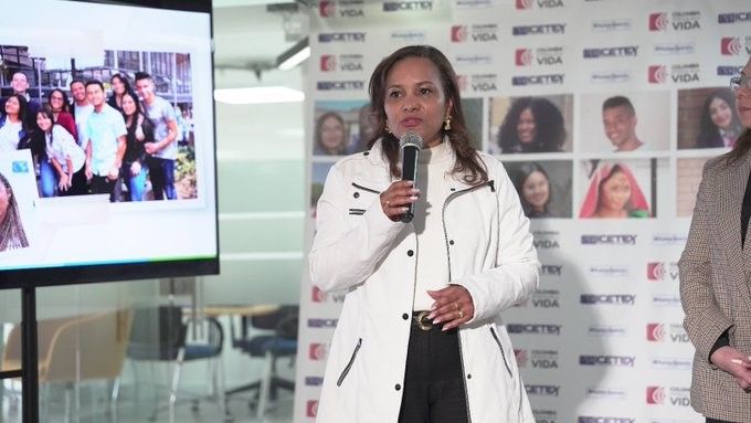 ICETEX: Gobierno tranquiliza a actuales beneficiarios, pero sigue incertidumbre frente a los nuevos créditos