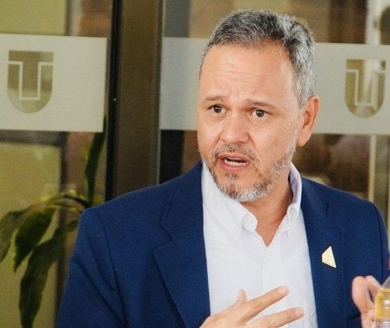 Tras tensión por acusaciones, Mejía pide al Consejo Superior separarse temporalmente de la rectoría de la U. del Tolima
