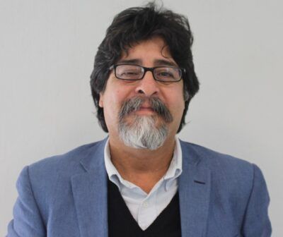 La brecha entre los académicos imaginarios y los reales: Adrián Acosta Silva