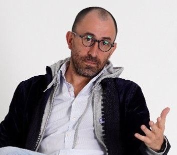 Carta a los estudiantes universitarios: Diego Santos