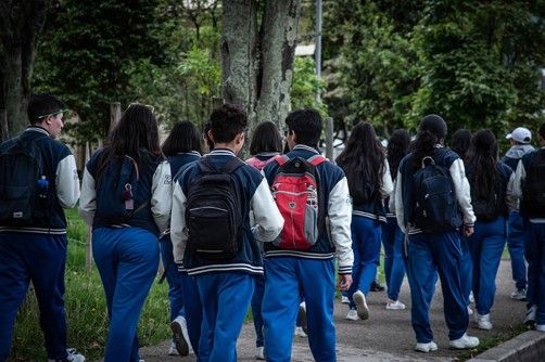 Caída de aspirantes no pasa solo en la U. Nacional. Esa institución invita a reflexionar sobre el tema