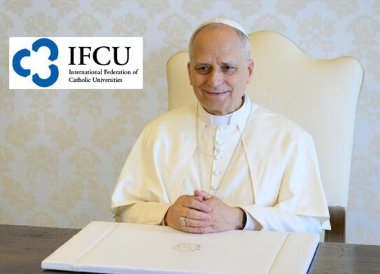 El Papa a las universidades católicas: Sean itinerarios hacia Dios