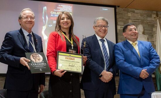¿Es Paula Andrea López López la mejor rectora universitaria?