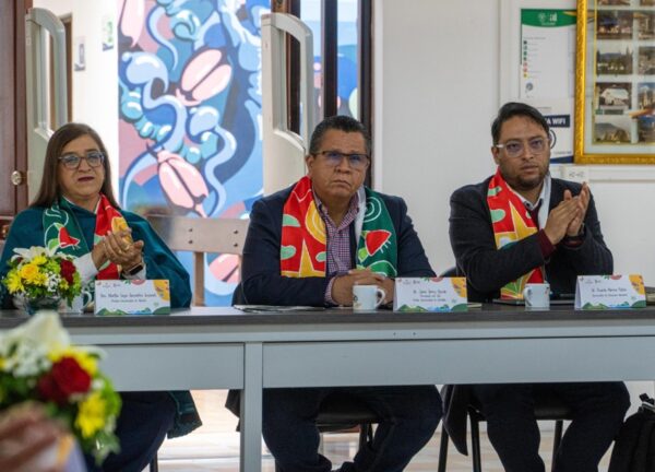 Las 34 universidades públicas se alinean ideológicamente en defensa del presidente Petro