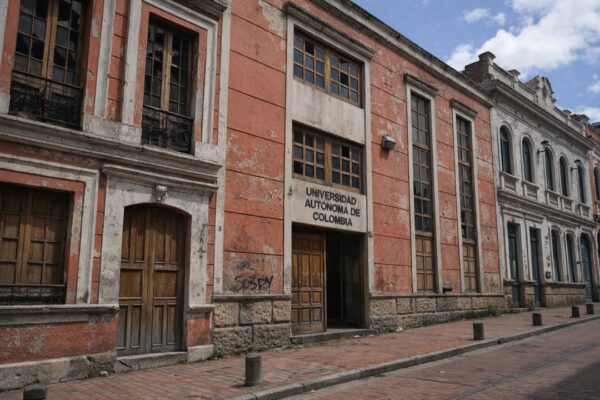La Autónoma de Colombia, otra universidad que agoniza bajo la mirada de Mineducación