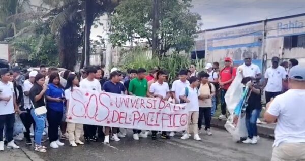Como la UTCH, Unipacífico también parece salírsele de las manos a Mineducación