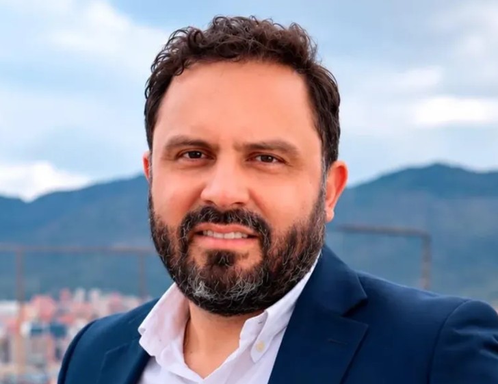 Democracia universitaria en crisis: Camilo Blanco