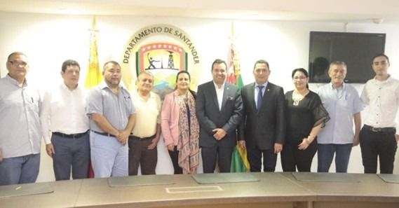 Unipaz re-elige rector y consigue recursos adicionales en la Cámara
